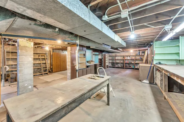 $274,900 | 909 Augusta Street, Racine, WI 53402