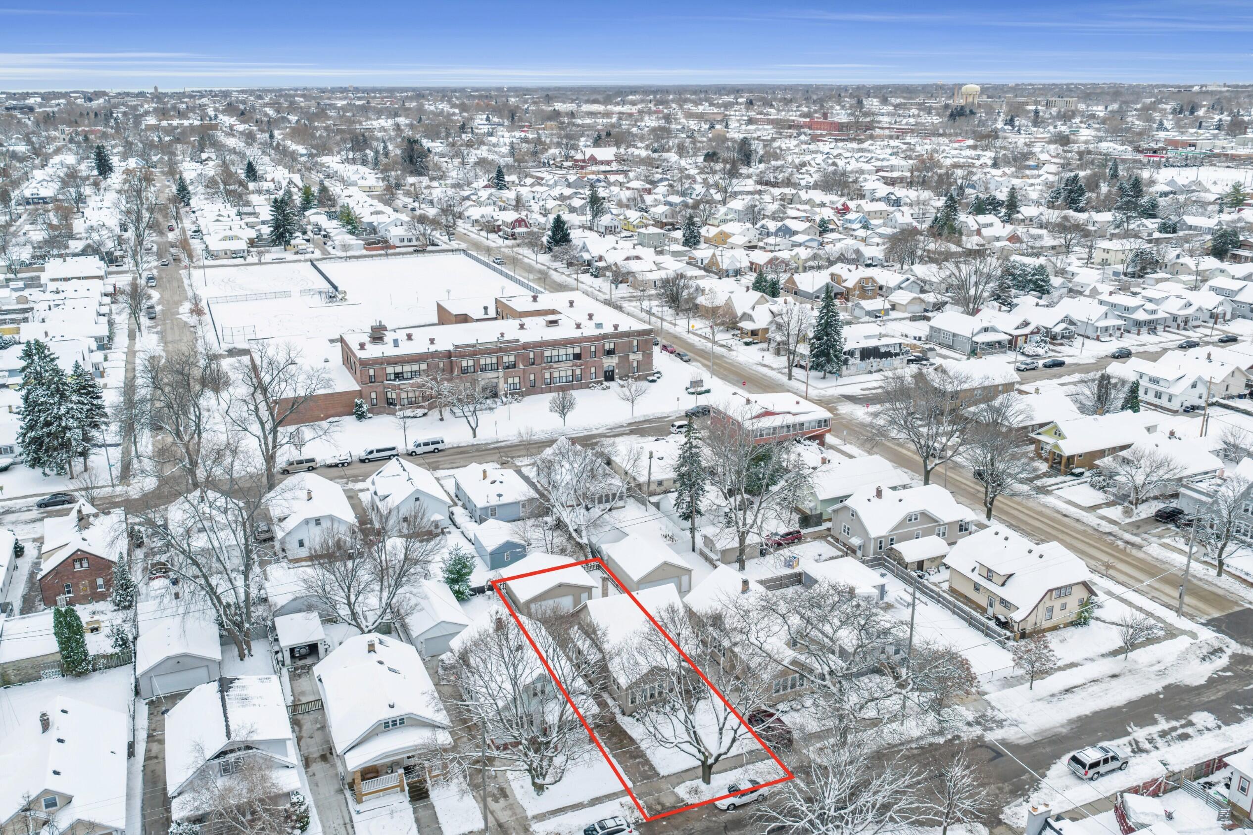 909 Augusta Street Racine, WI 53402 - Photo 41 of 56 Photo 41