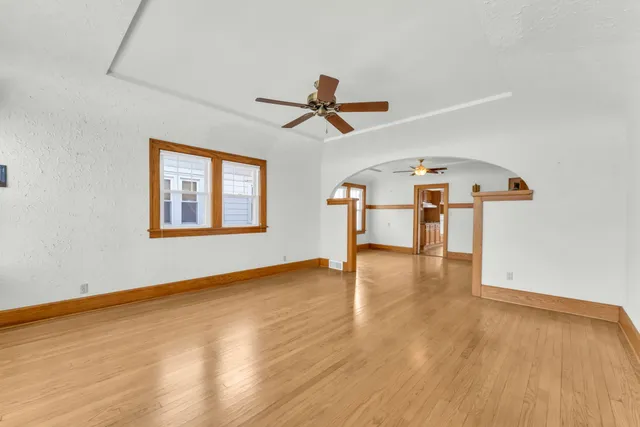 $274,900 | 909 Augusta Street, Racine, WI 53402