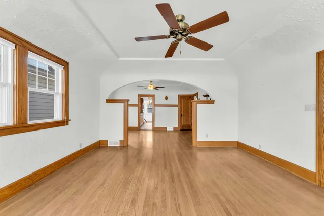 $274,900 | 909 Augusta Street, Racine, WI 53402