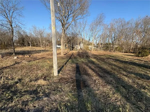 $8,500 | 2 Applewood Lane, Linn Valley, KS 66040