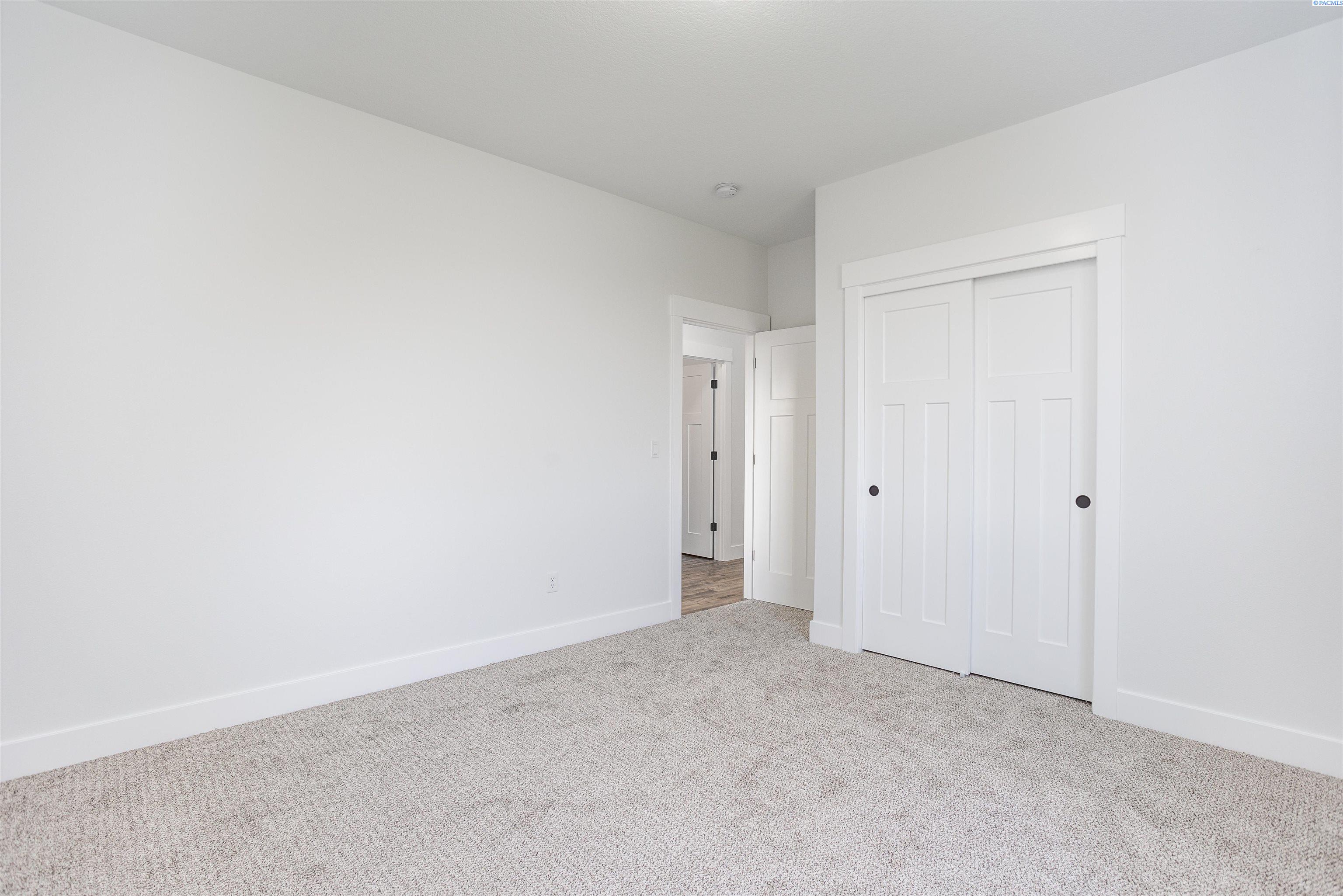 211 West Brant Rd Prairie Benton City, WA 99320 - Photo 17 of 30 Gallery Image 17