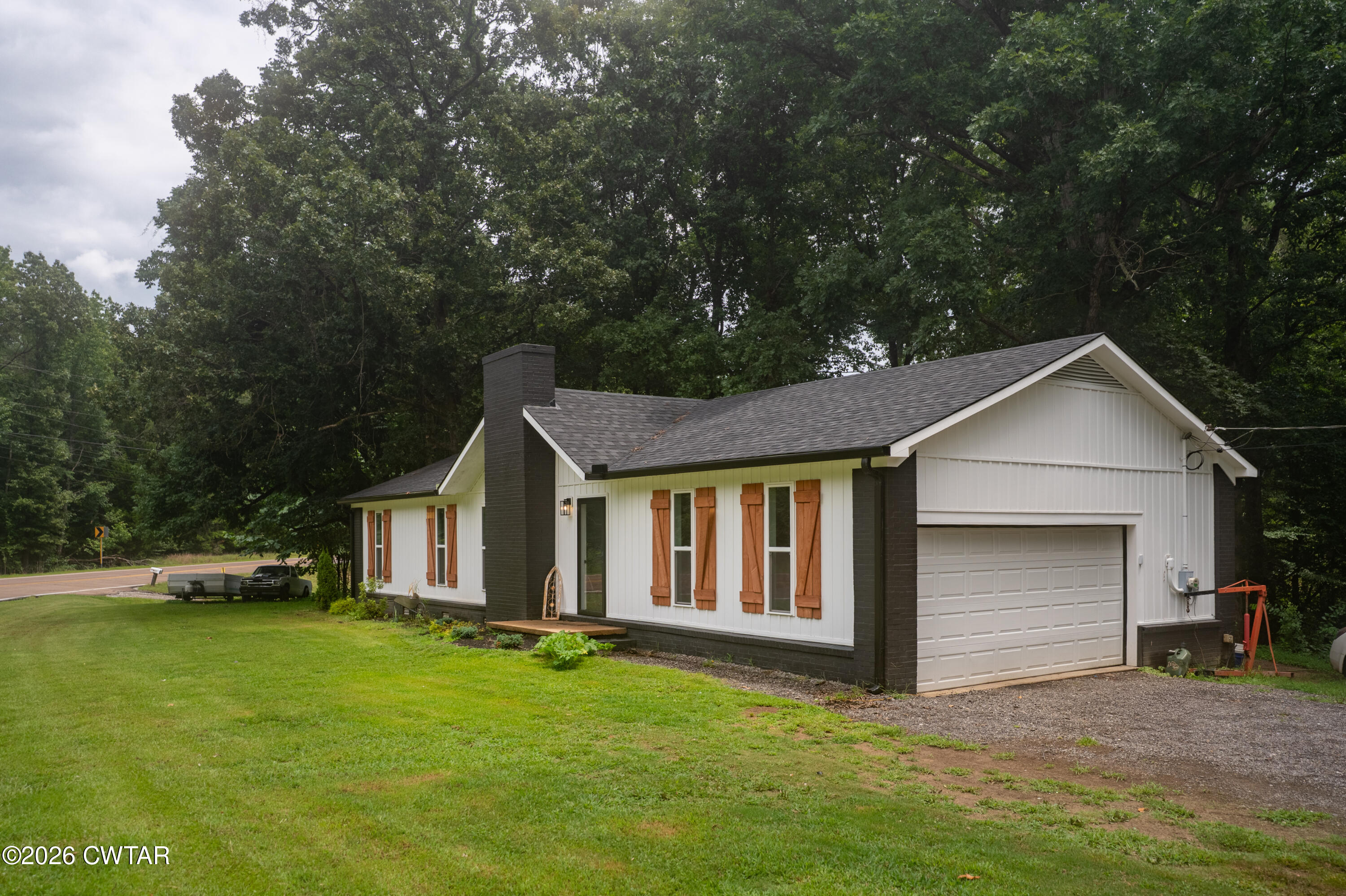 1408 Mifflin Road Jackson, TN 38301 - Photo 4 of 30 1408MifflinRd-0095-HDR