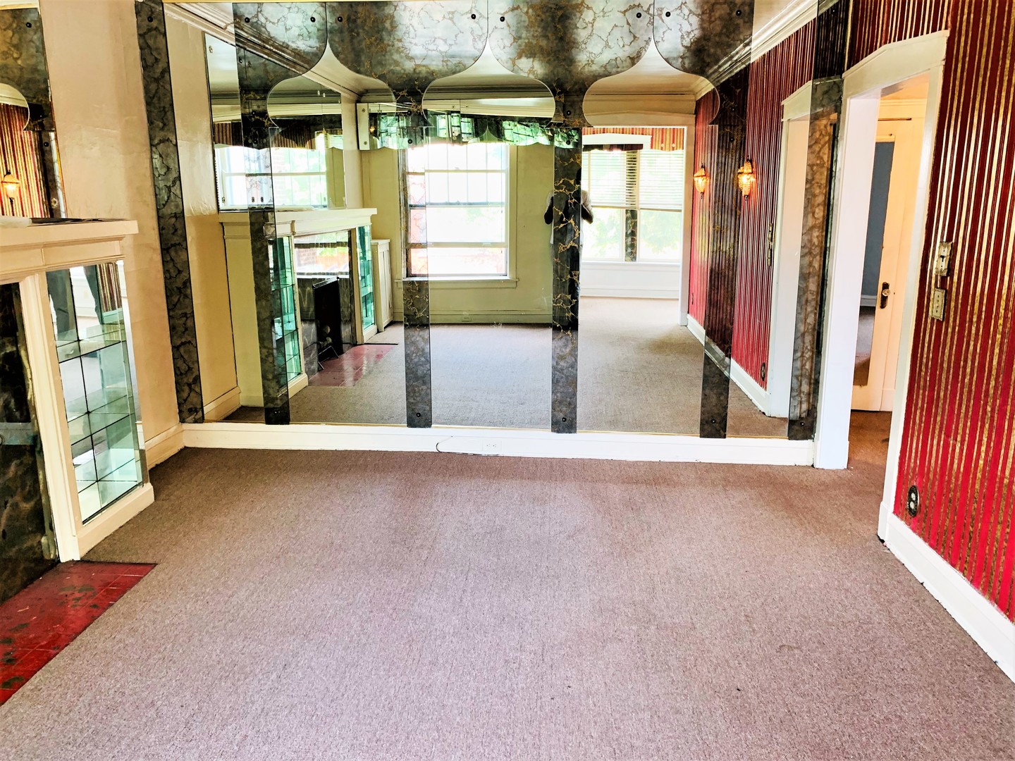 221 East Marquette Road, Unit 1E Chicago, IL 60637 - Photo 4 of 15
