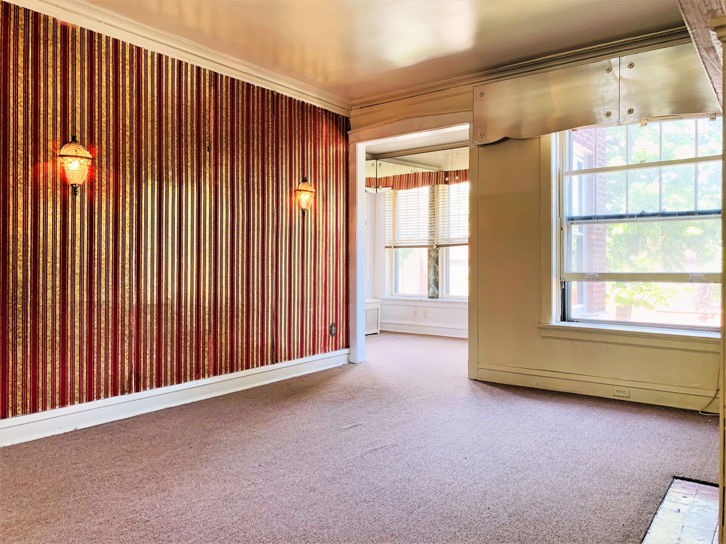 221 East Marquette Road, Unit 1E Chicago, IL 60637 - Photo 6 of 15