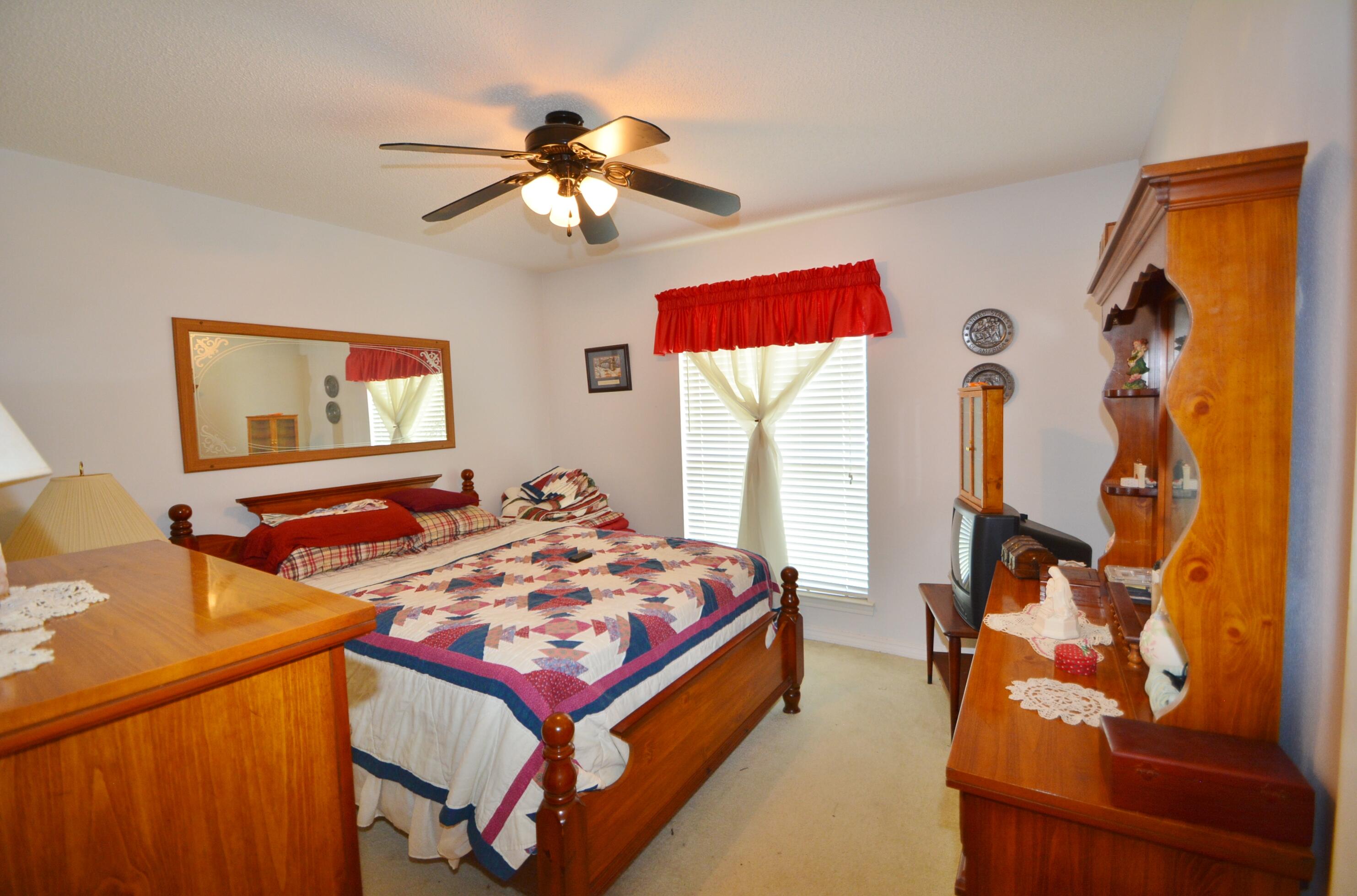 535 Risen Star Drive Crestview, FL 32539 - Photo 13 of 19