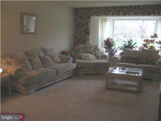 477 Leonard Road Huntingdon Valley, PA 19006 - Photo 4 of 5 Gallery Image 4