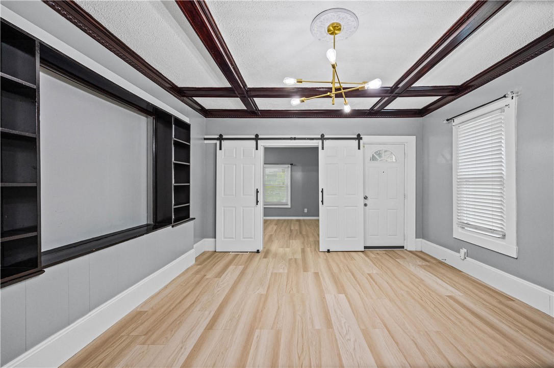 325 1st Street Rochester, NY 14605 - Photo 6 of 25