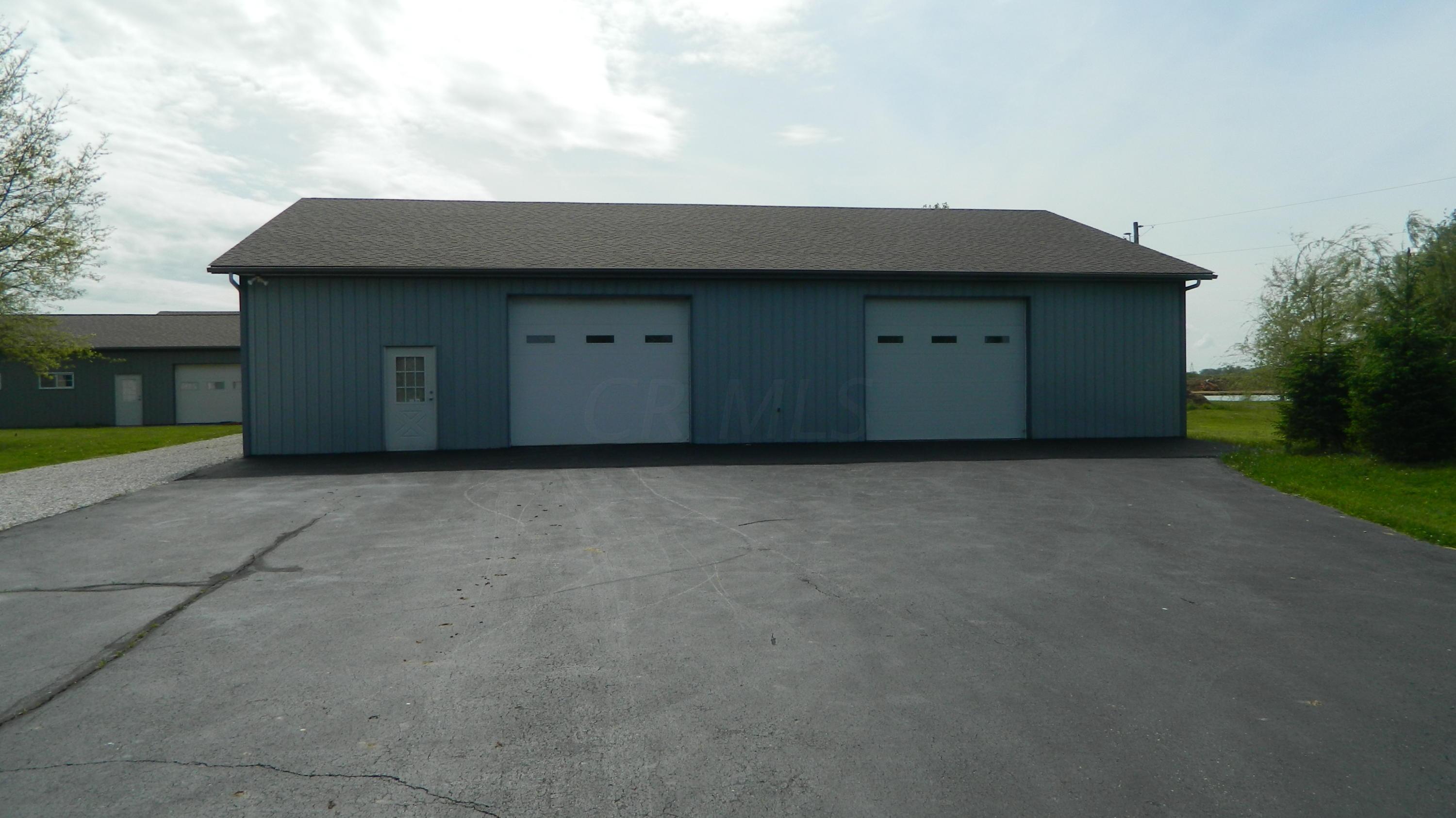 12147 Commercial Point Road Ashville, OH 43103 - Photo 6 of 32 Gallery Image 6