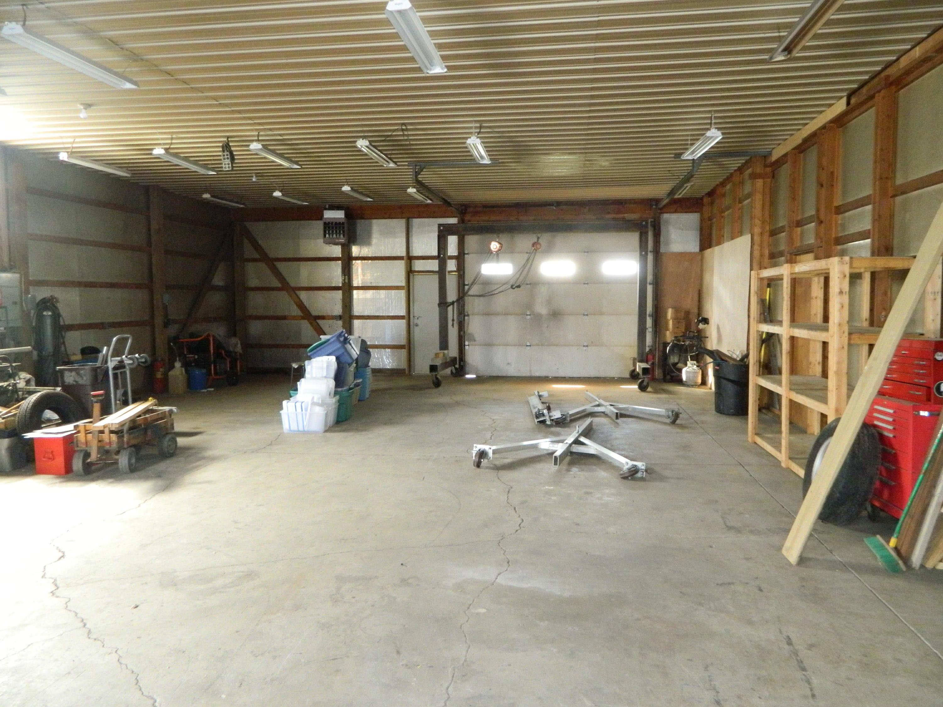 12147 Commercial Point Road Ashville, OH 43103 - Photo 9 of 32 Gallery Image 9