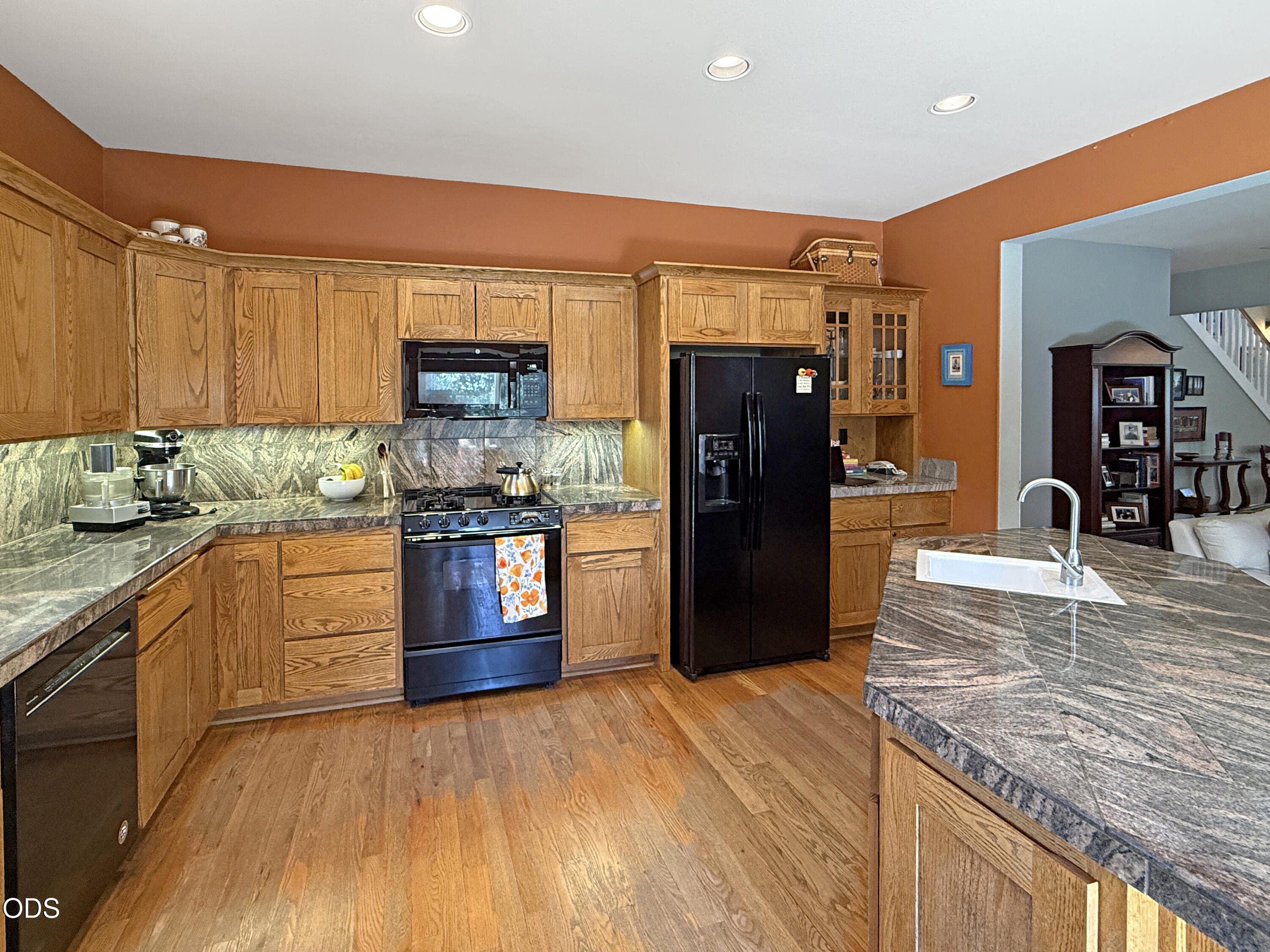 2331 Northwest Awbrey Road Bend, OR 97703 - Photo 12 of 40