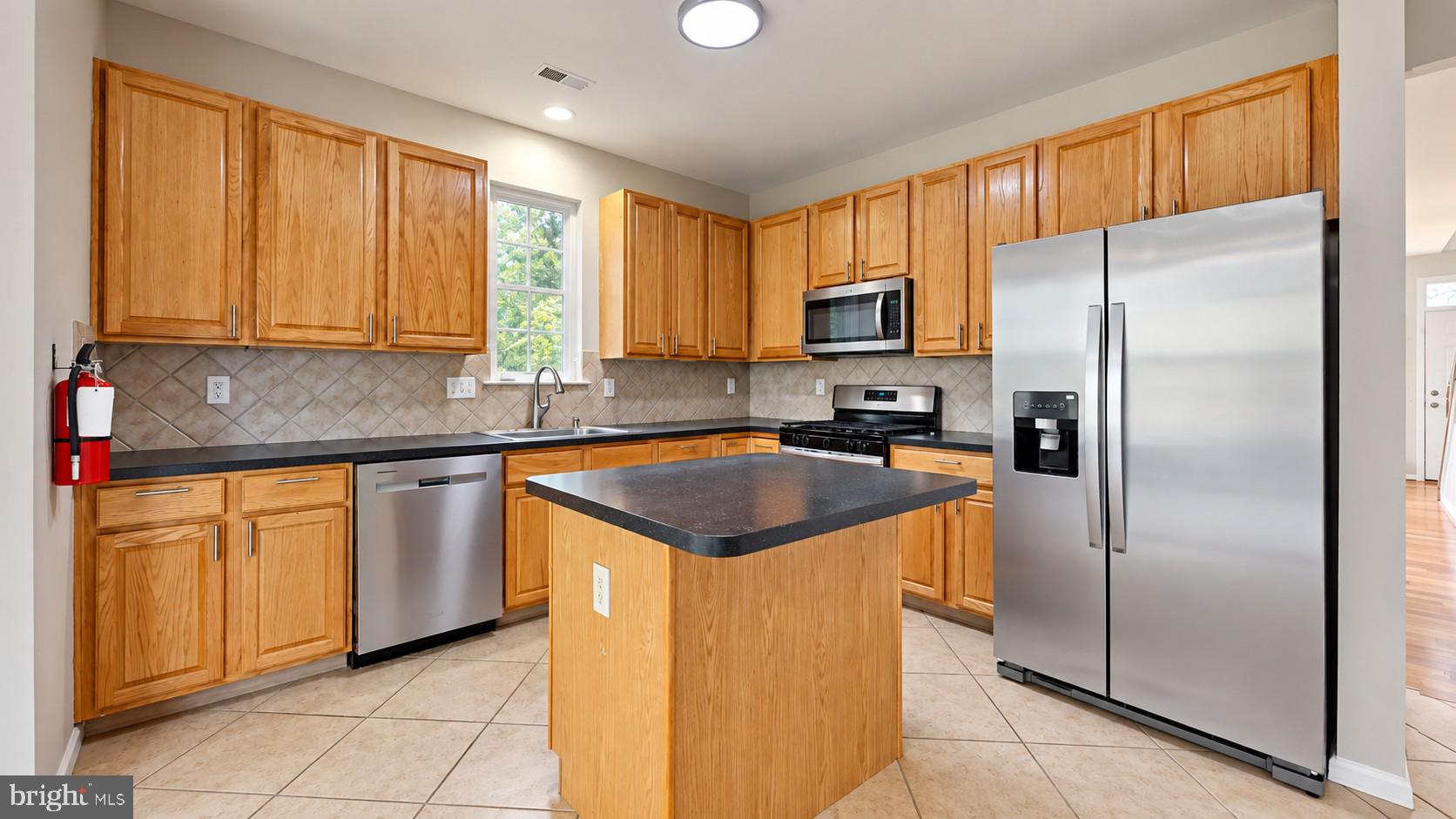 98 Gasko Road Mays Landing, NJ 08330 - Photo 12 of 58 Gallery Image 12