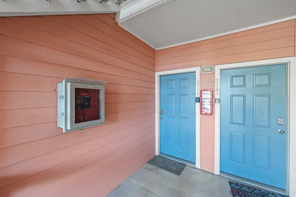 $345,000 | 7000 Seawall Boulevard, Unit 811, Galveston, TX 77551