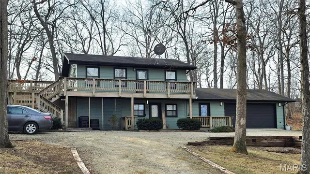 $239,900 | 152 South Lake Drive, Leslie, MO 63056