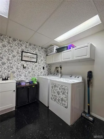 $229,900 | 152 South Lake Drive, Leslie, MO 63056