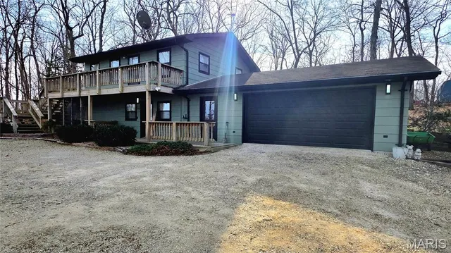 $229,900 | 152 South Lake Drive, Leslie, MO 63056
