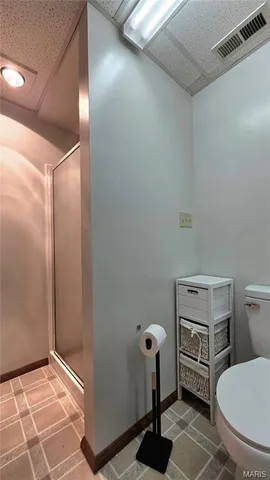 $229,900 | 152 South Lake Drive, Leslie, MO 63056