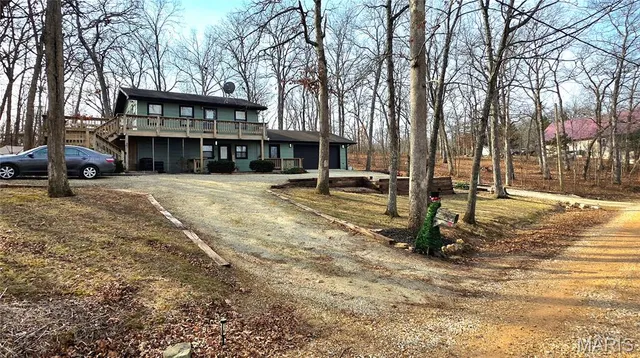 $229,900 | 152 South Lake Drive, Leslie, MO 63056