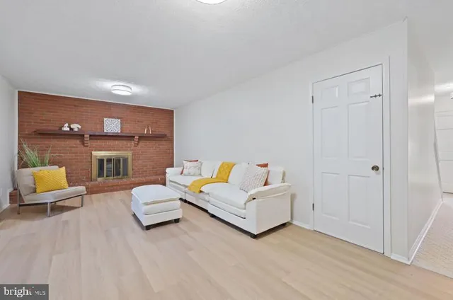 $579,900 | 513 Holly Road, Fort Washington, MD 20744