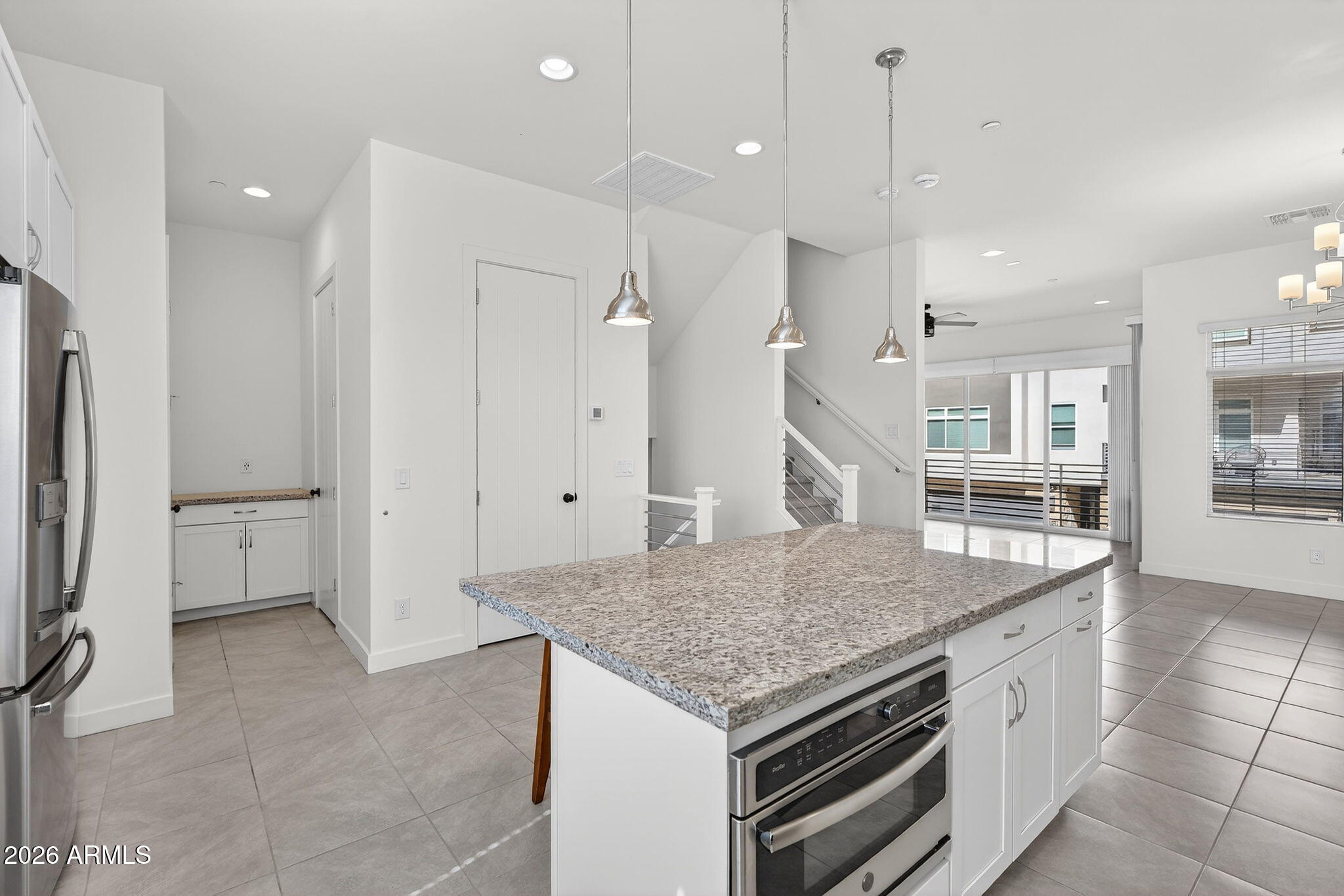 6850 East McDowell Road, Unit 14 Scottsdale, AZ 85257 - Photo 16 of 48 Kitchen Island & Open Layout