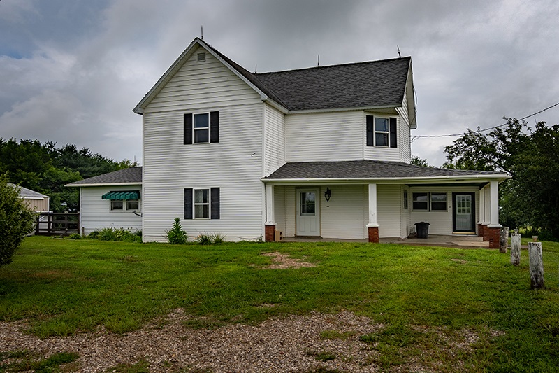 15460 Chauncey Road Sumner, IL 62466 - Photo 2 of 21 Gallery Image 2