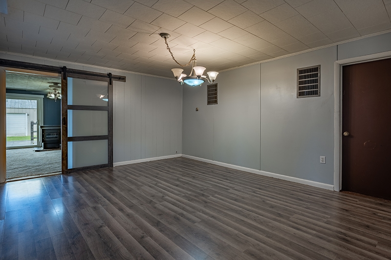 15460 Chauncey Road Sumner, IL 62466 - Photo 10 of 21 Gallery Image 10