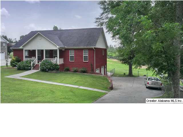 495 Shelia Lane Clanton, AL 35045 - Photo 2 of 16
