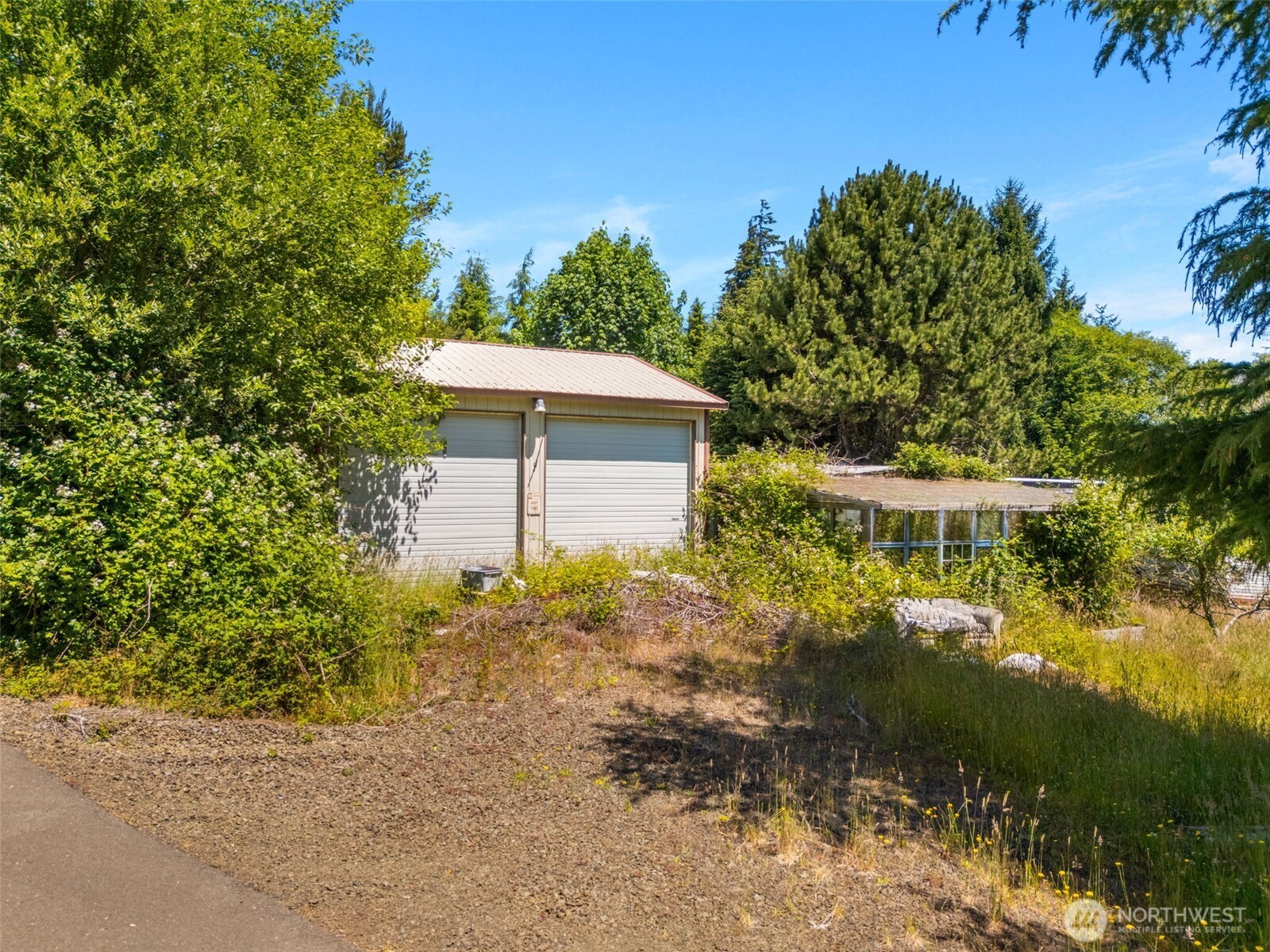 621 Ostman Road Raymond, WA 98577 - Photo 4 of 12