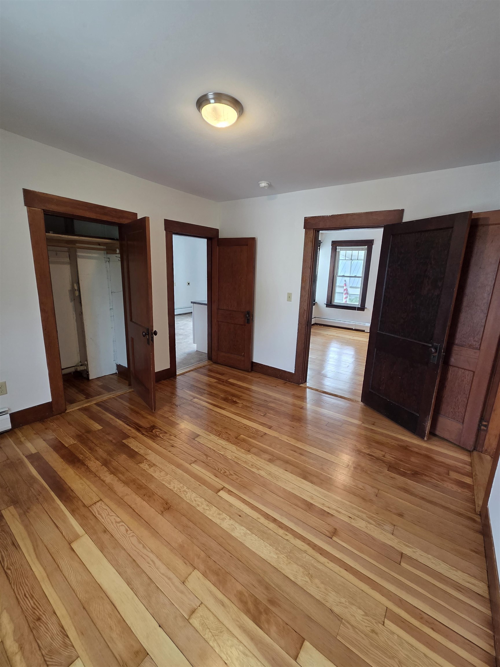 267 West Main Street Littleton, NH 03561 - Photo 11 of 15