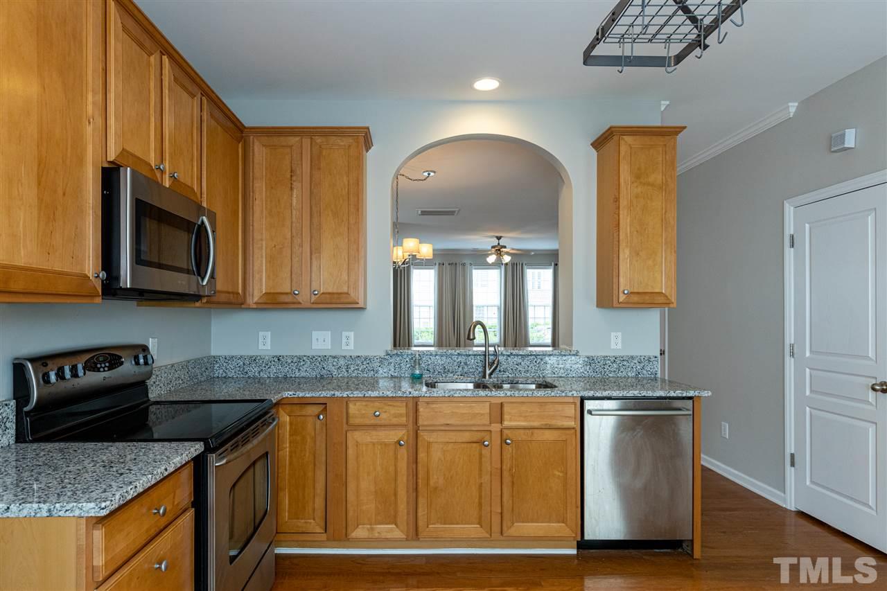 5319 Crescentview Parkway Raleigh, NC 27606 - Photo 14 of 30 Gallery Image 14