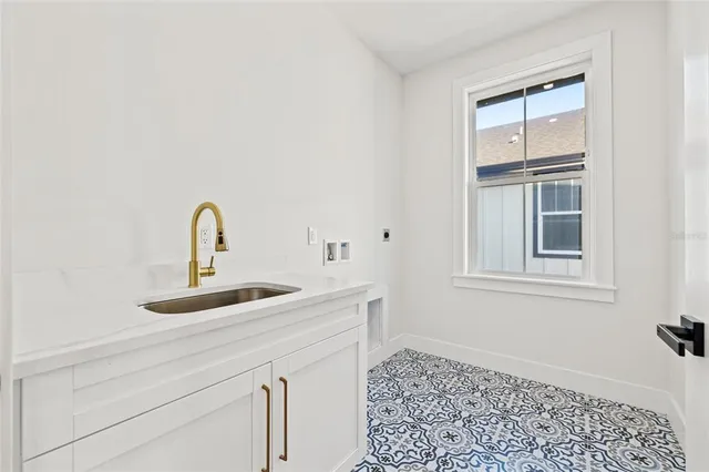 $1,325,000 | 135 48th Avenue North, St. Petersburg, FL 33703