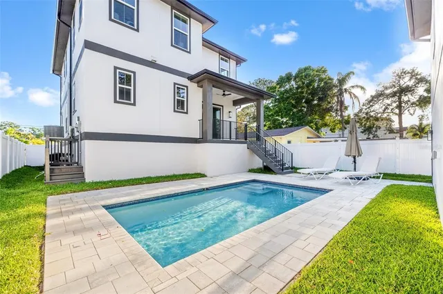 $1,325,000 | 135 48th Avenue North, St. Petersburg, FL 33703
