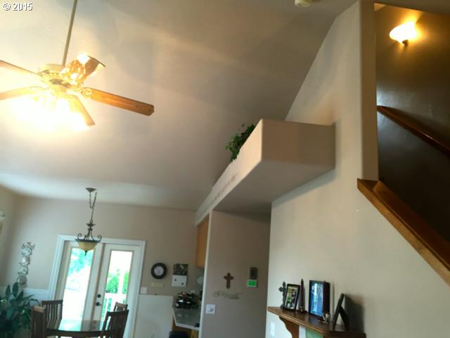 540 South 67th Place Springfield, OR 97478 - Photo 14 of 16