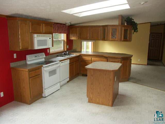 3728 Kansy Road Superior, WI 54880 - Photo 3 of 9