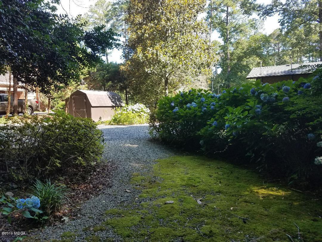 4930 Zebulon Road Macon, GA 31210 - Photo 11 of 21 garden shop