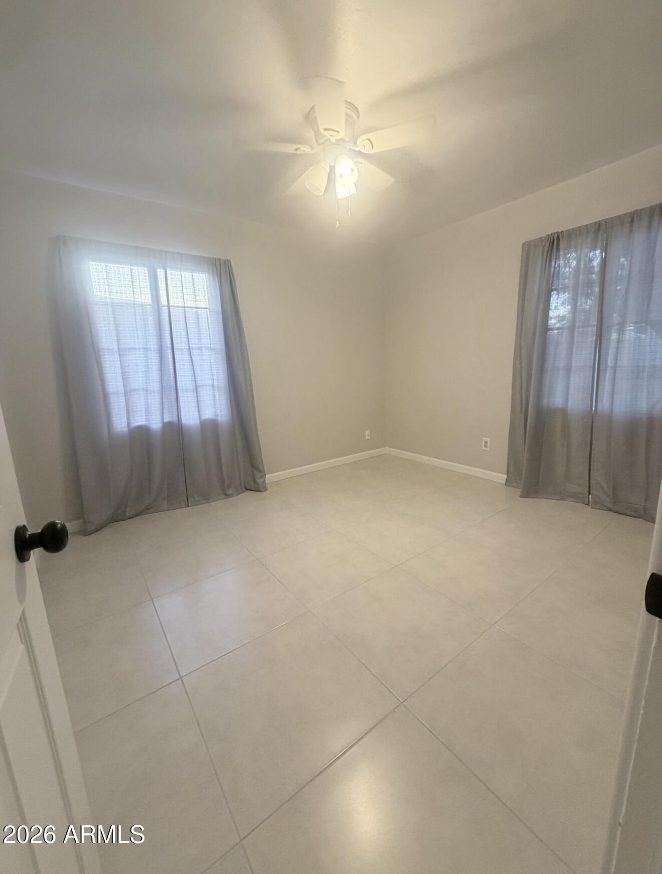 2332 East Flower Street Phoenix, AZ 85016 - Photo 14 of 19 IMG_4589