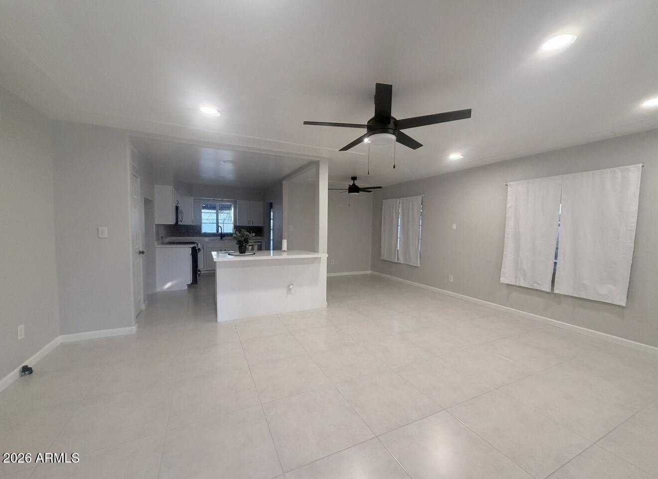 2332 East Flower Street Phoenix, AZ 85016 - Photo 9 of 19 IMG_4578