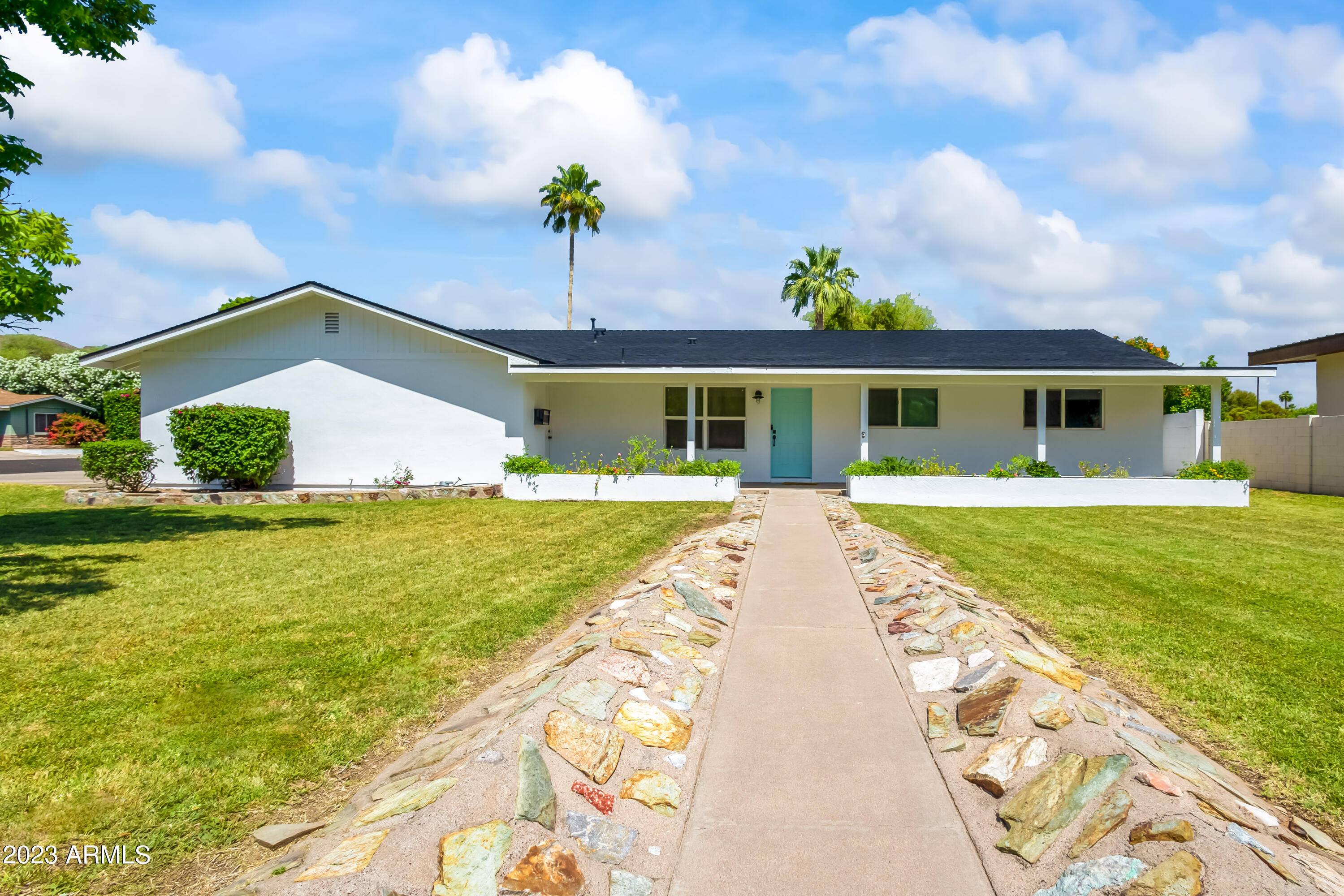 3625 North 47th Place Phoenix, AZ 85018 - Photo 2 of 5 untitled (6 of 7)