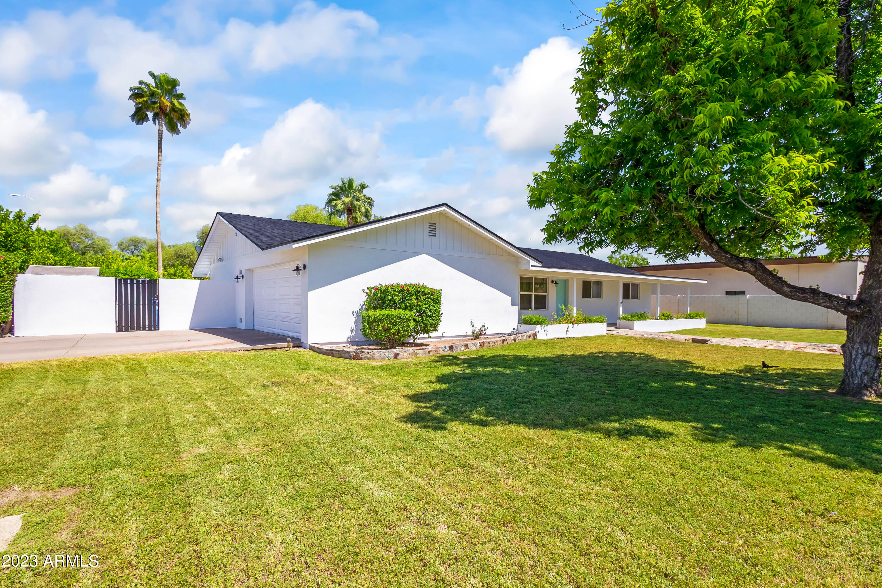 3625 North 47th Place Phoenix, AZ 85018 - Photo 3 of 5 untitled (4 of 7)
