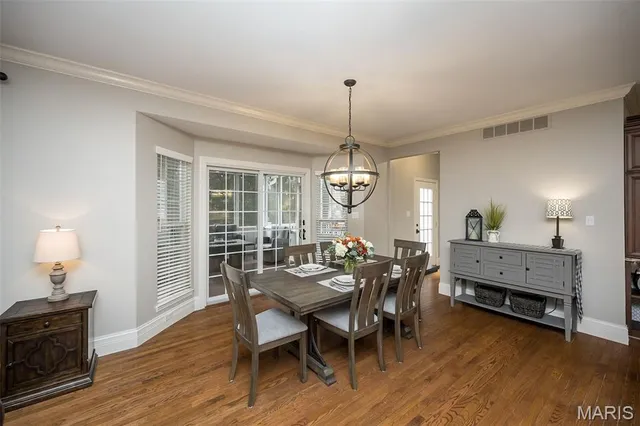 $917,000 | 16766 Benton Taylor Drive, Chesterfield, MO 63005