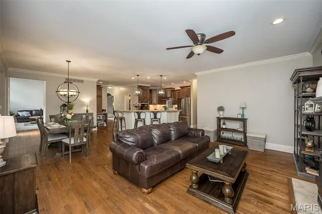 $917,000 | 16766 Benton Taylor Drive, Chesterfield, MO 63005