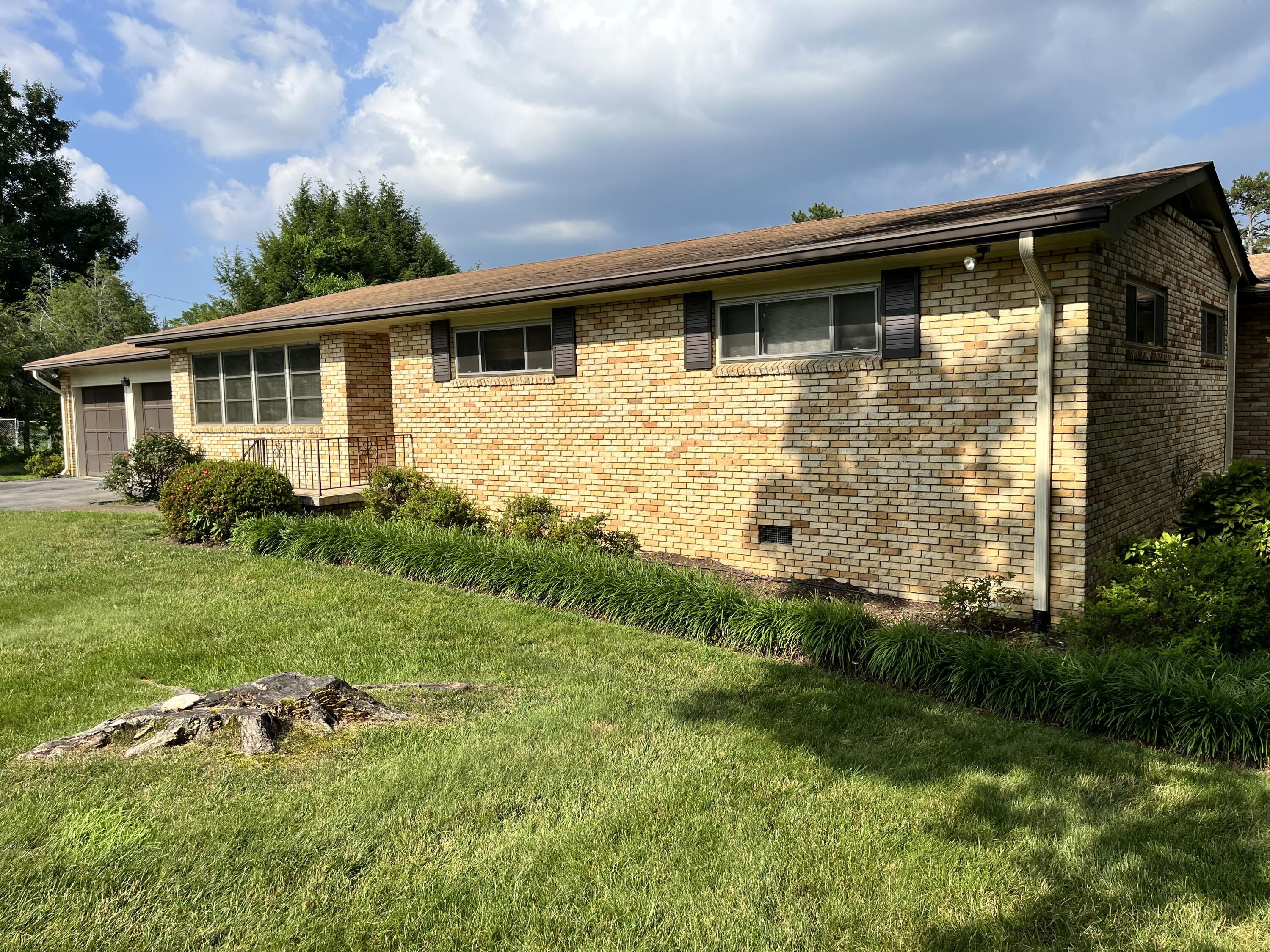 1114 Panorama Drive Chattanooga, TN 37421 - Photo 2 of 25 IMG_0849