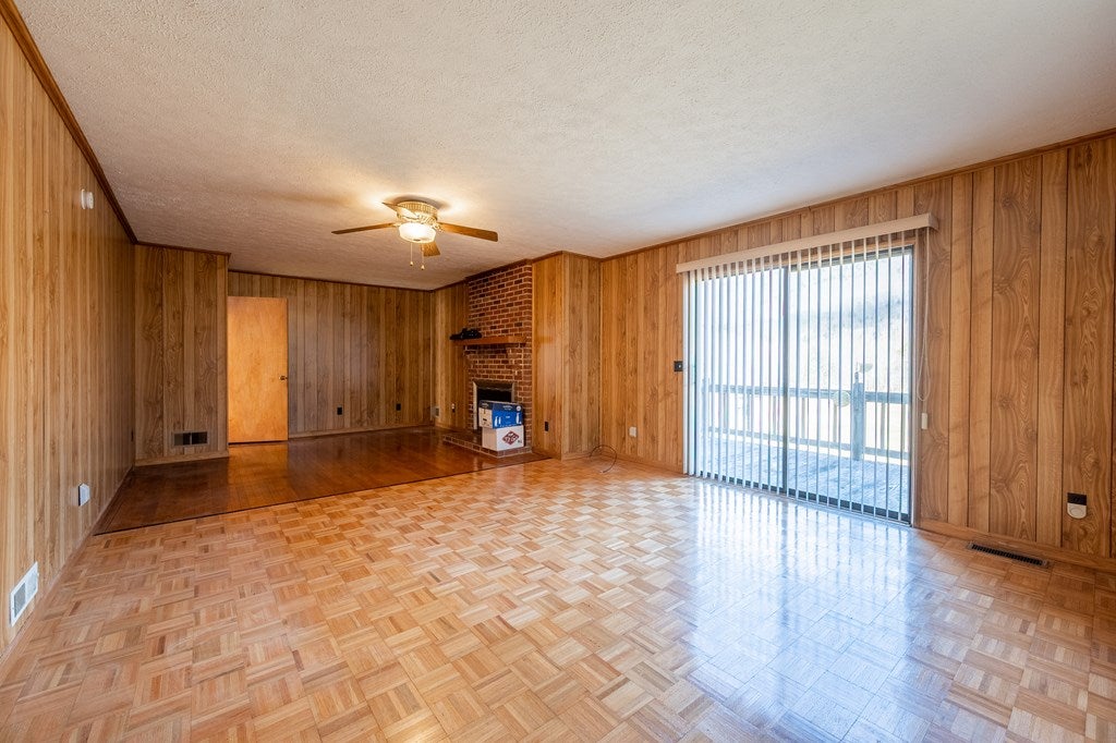 2247 Hunting Camp Road Bastian, VA 24314 - Photo 21 of 71 Gallery Image 21