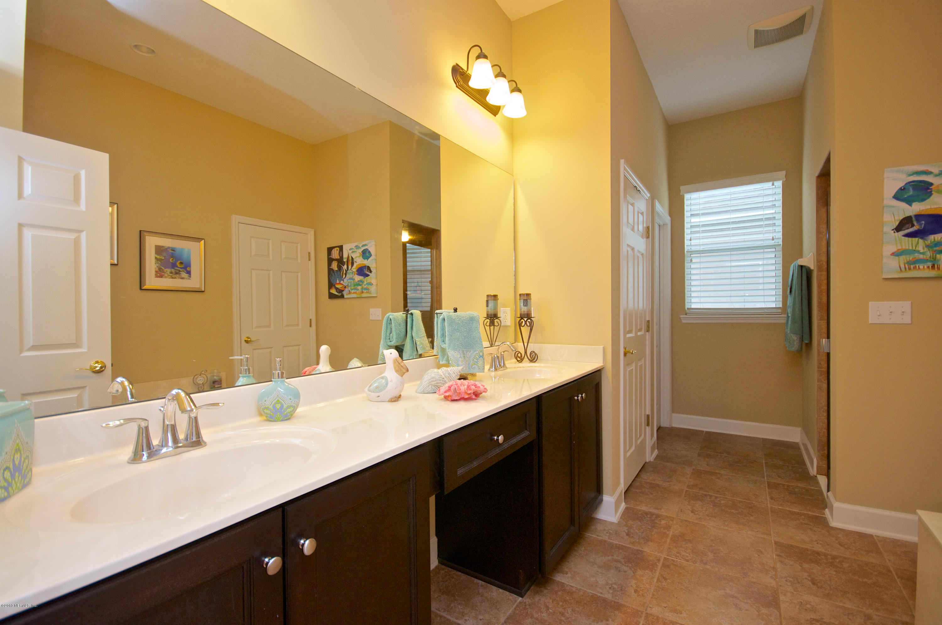 15 Puritan Road Ponte Vedra, FL 32081 - Photo 8 of 38 Master Bath with Dressing Closet