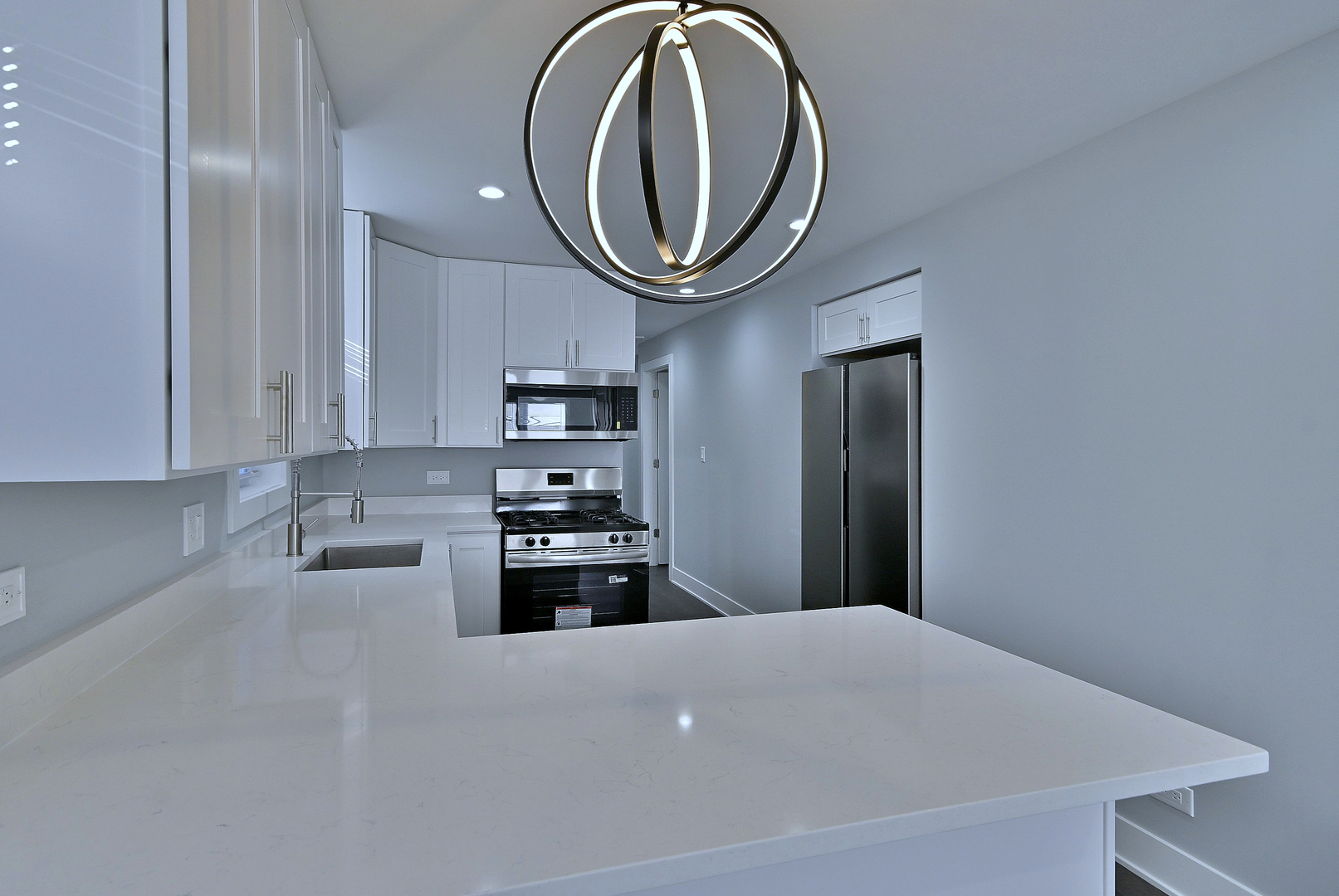 9322 South Euclid Avenue Chicago, IL 60617 - Photo 15 of 42