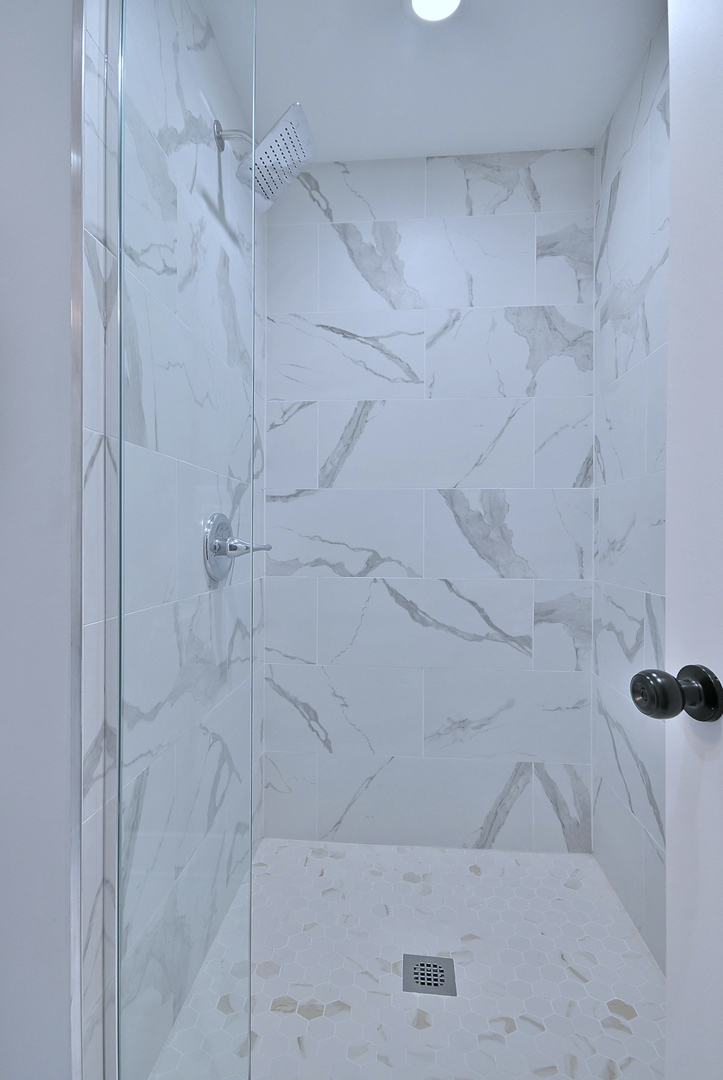 9322 South Euclid Avenue Chicago, IL 60617 - Photo 22 of 42