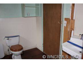 108 Branch Street Rutherfordton, NC 28139 - Photo 7 of 9 a bathroom with a toilet