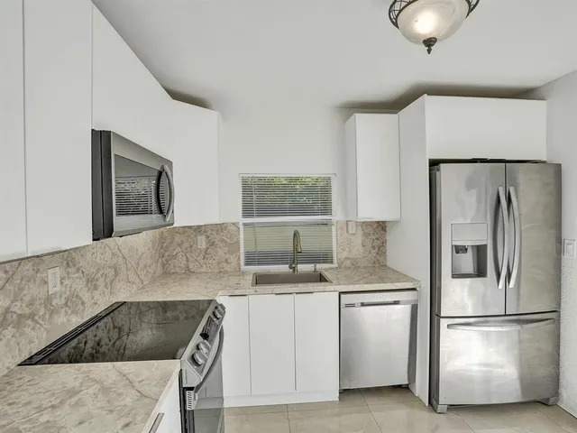 $3,200 | 1257 Northwest 91st Avenue, Coral Springs, FL 33071