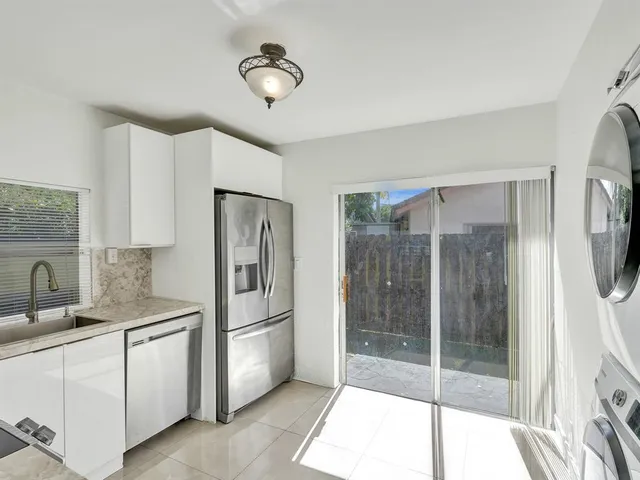 $3,200 | 1257 Northwest 91st Avenue, Coral Springs, FL 33071