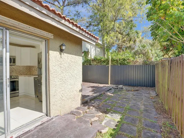 $3,200 | 1257 Northwest 91st Avenue, Coral Springs, FL 33071